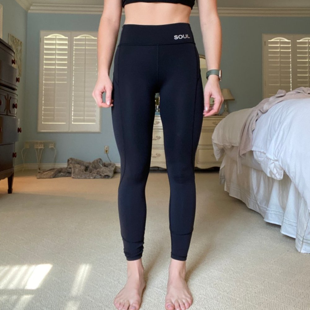 lululemon In Movement 7/8 Tight w/ Soul BLACK